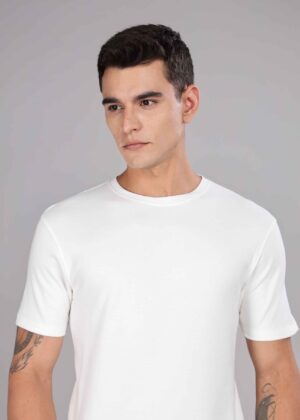 T-shirt prêt à teindre